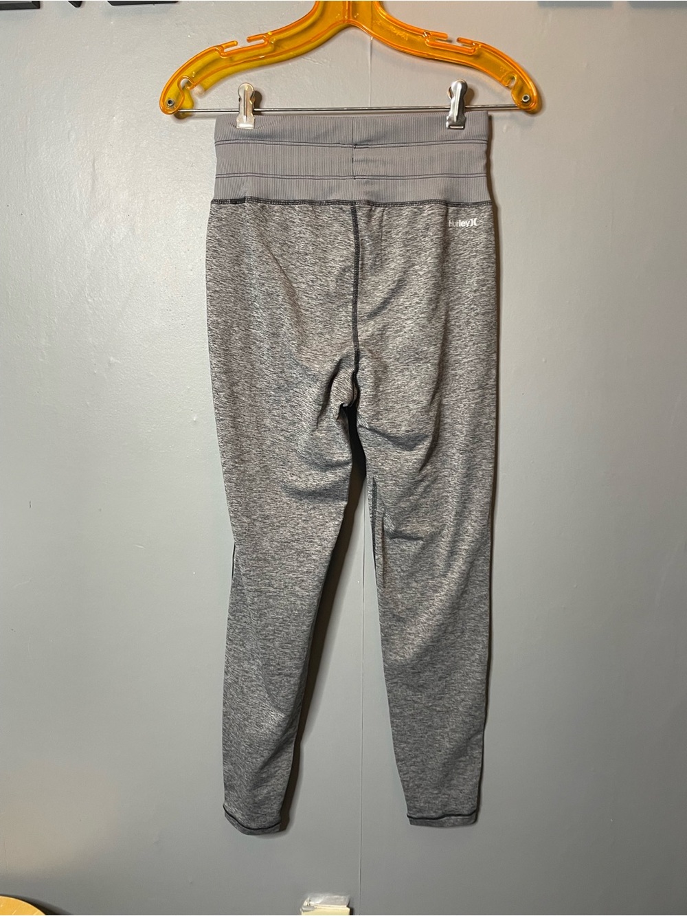 Hurley Women's Gray Knit Drawstring Active Leggings size small - Picture 9 of 12